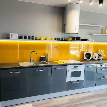 Elegance Yellow